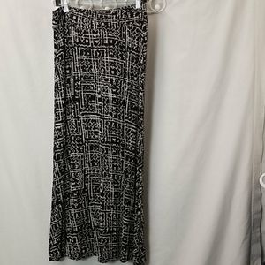 Passports Skirt Womens Size 8-10